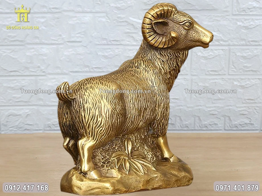 Vật phẩm thích hợp đặt tại không gian phòng khách, phòng làm việc